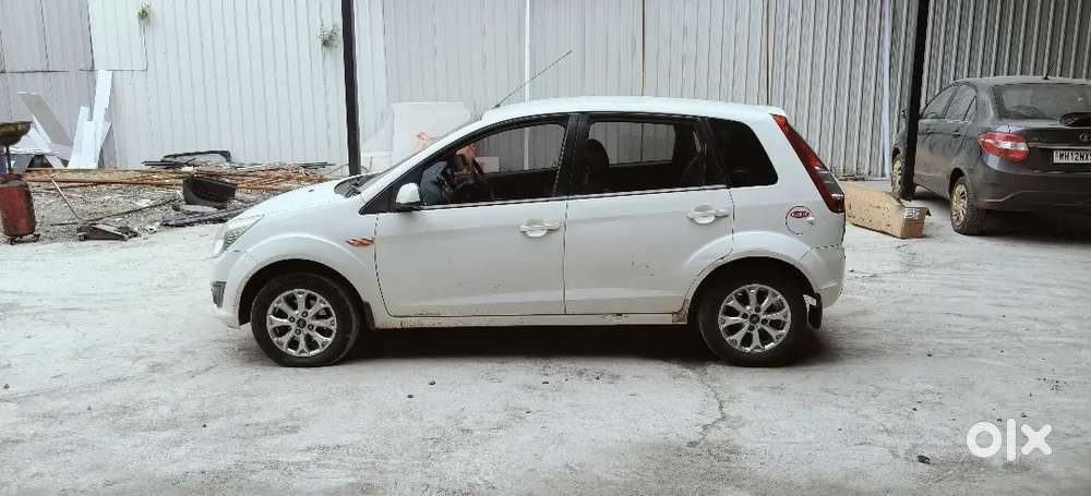 Ford Figo Petrol Manual 72000 Km 2014