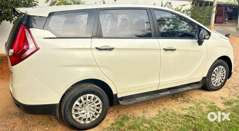 Mahindra Marazzo M2, 2018, Diesel