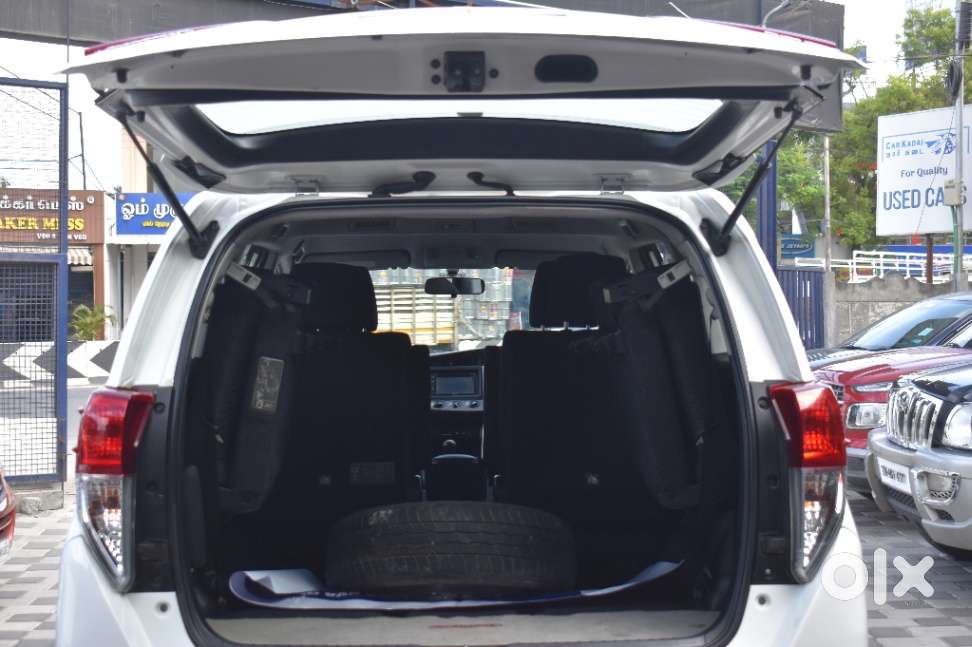 Toyota Innova Crysta 2.4 G Mt 8s, 2017, Diesel