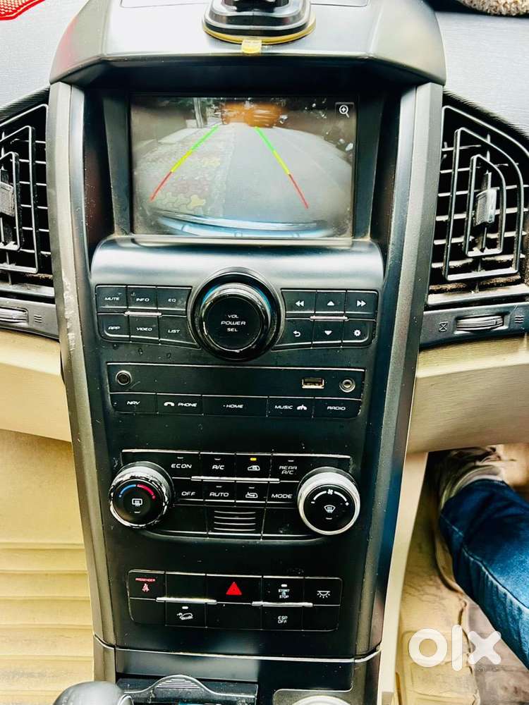 Mahindra Xuv500 2.2 W10 Sportz Edition Mt, 2017, Diesel