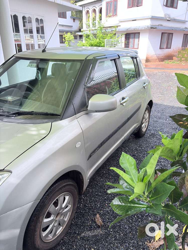 Swift Maruti Petrol 2009 Car