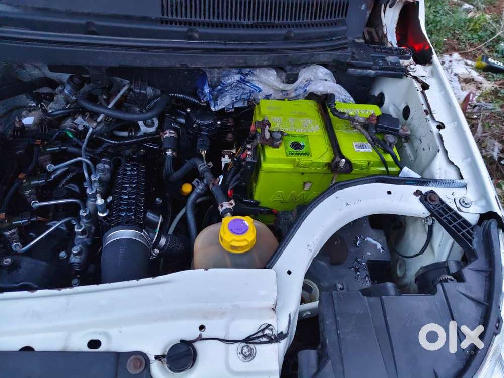 Mahindra Tuv 300 Plus 2016 Diesel Good Condition