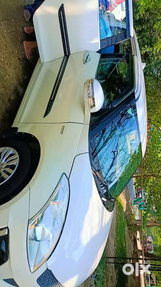 Swift Maruti Suzuki 2017 1.2 Zxi Cng