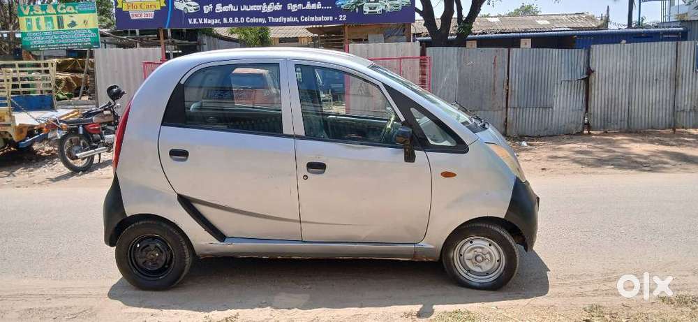 Tata Nano Xe, 2012, Petrol