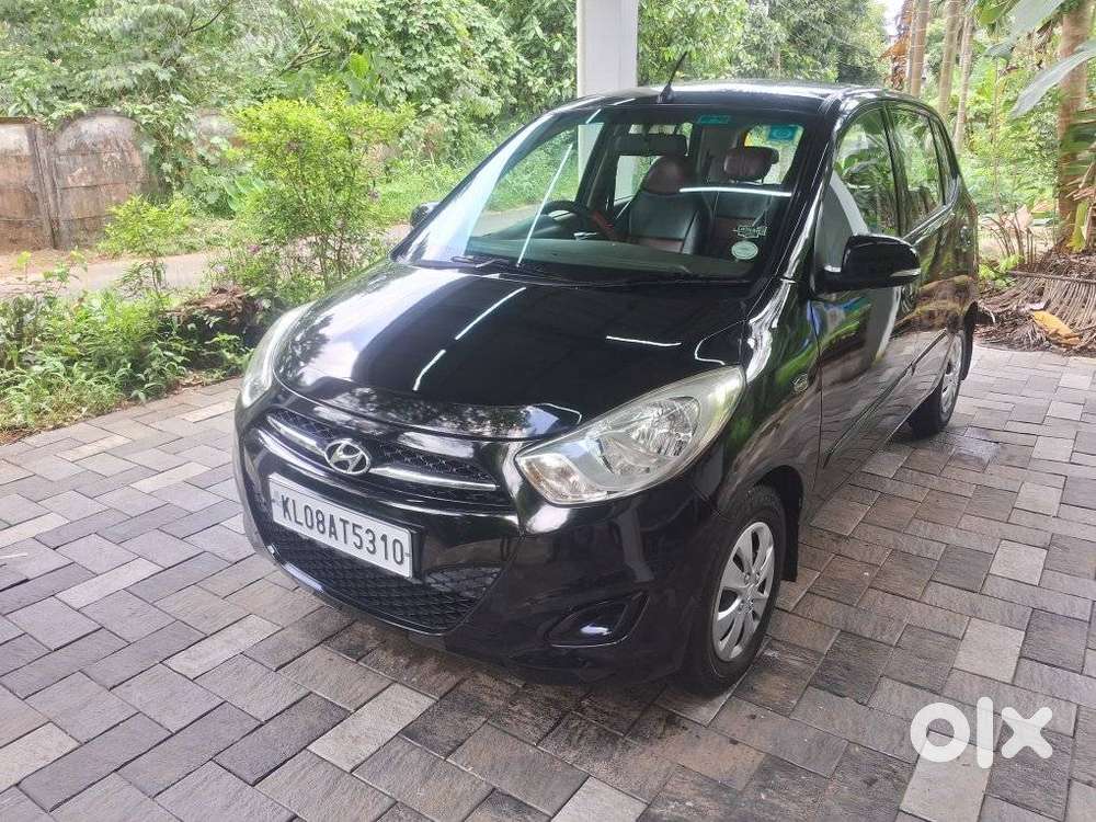 Hyundai I10 Sportz At, 2010, Petrol