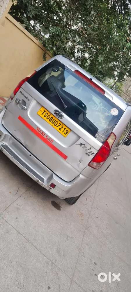 Mahindra Xylo 2017