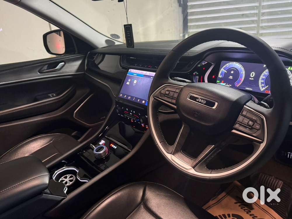 Jeep Grand Cherokee Limited (o) 4x4 At, 2024, Petrol