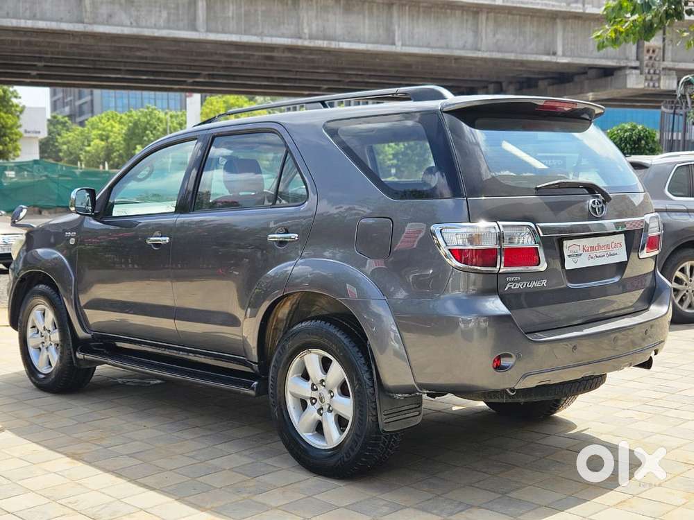 Toyota Fortuner 3.0 4x4 Manual, 2011, Diesel