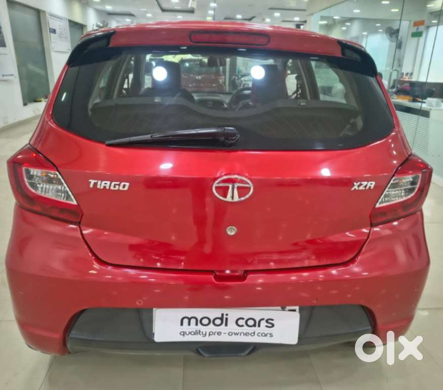 Tata Tiago 1.2 Revotron Xza, 2018, Petrol