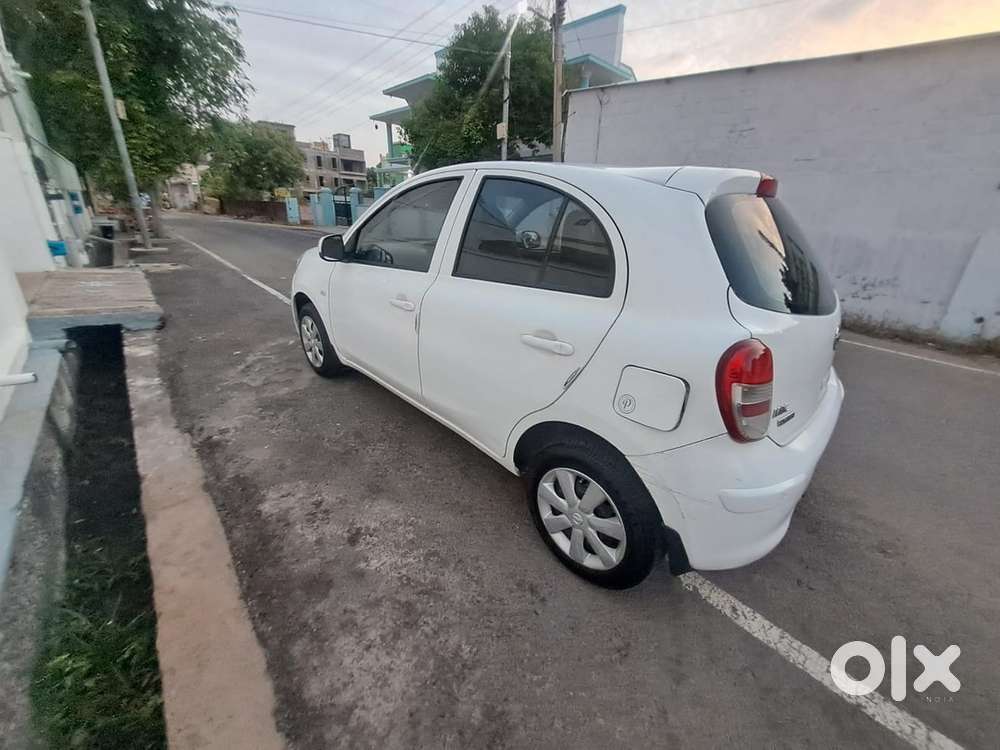 Nissan Micra Active 2014