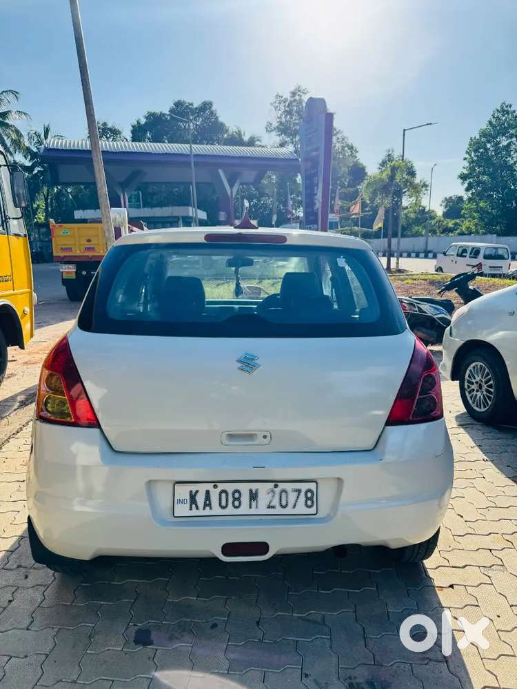 Maruti Suzuki Swift 2011
