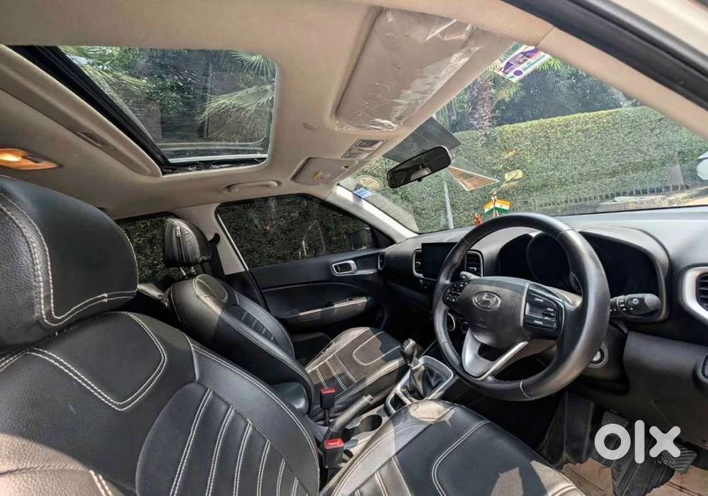 Hyundai Venue Sx (o) 2019 Model Sunroof New Tyre Touch Screen Ok