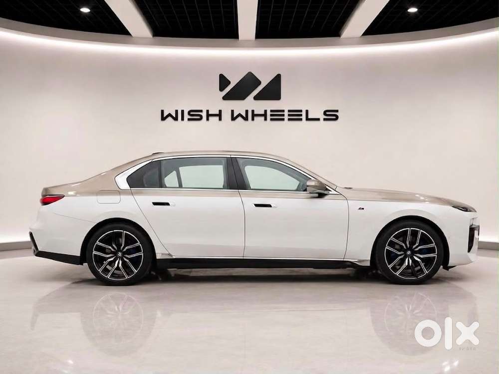 Bmw 7 Series 740i M Sport Petrol Automatic, 2025