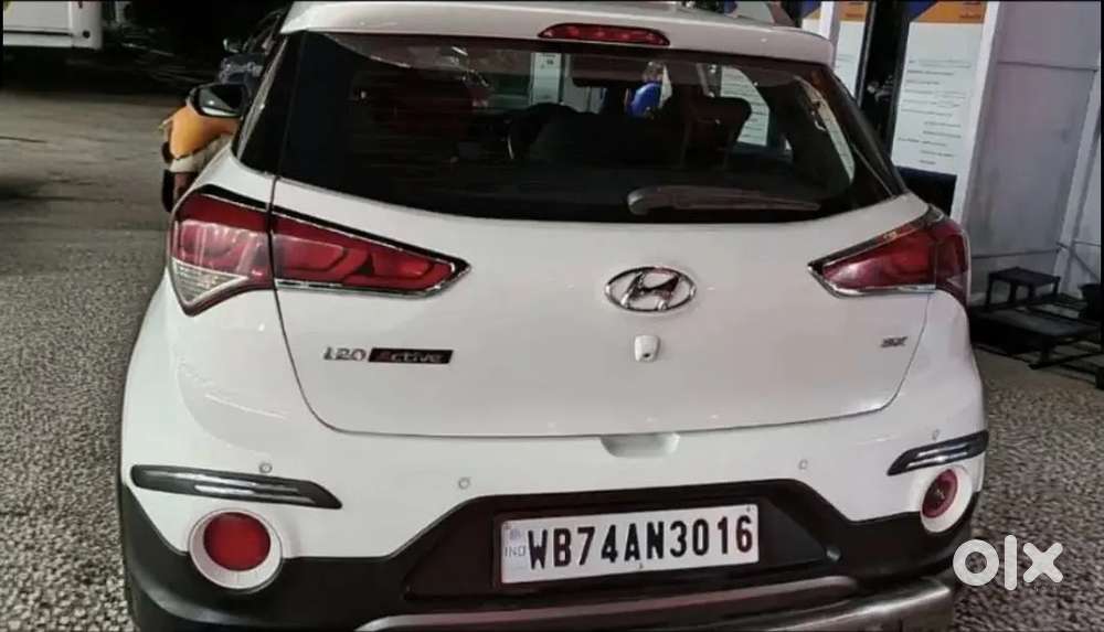 Hyundai I20 Active Sx (o) Top Model Push St2016 Petrol 30000 Km Driven
