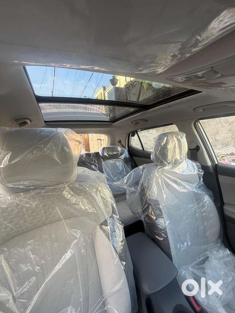 Crera Petrol 2025 Brand New Car Only 7400 Km Driven