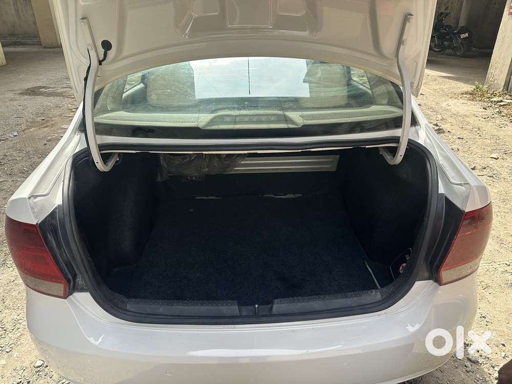 Volkswagen Vento 2010-2013 Diesel Highline, 2012, Diesel