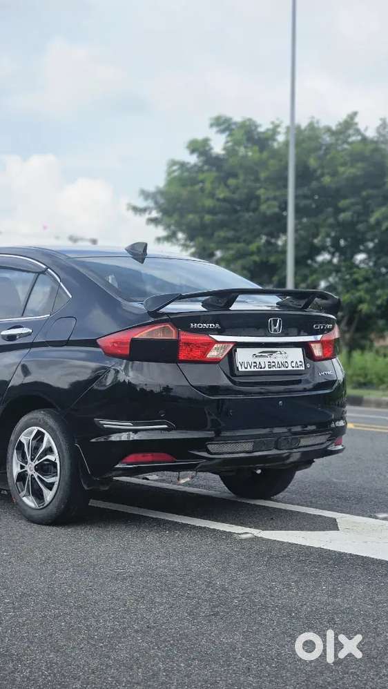 Honda City Hybrid Zx 2015 Car  Best Cundisn+ Xtra Modifai He