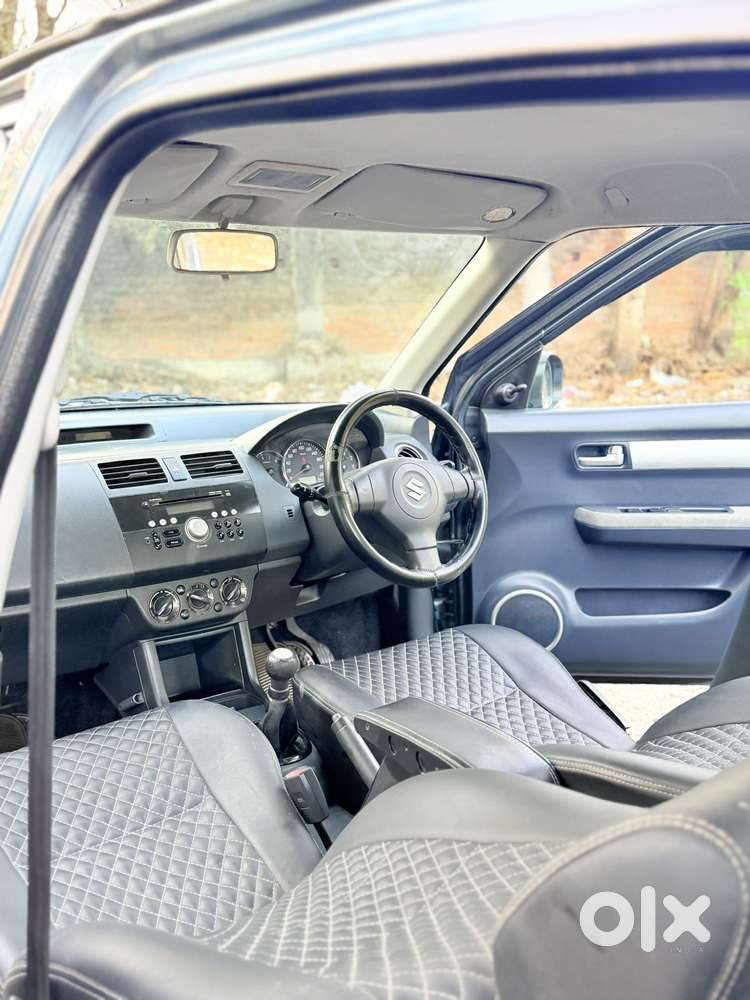 Maruti Suzuki Swift Dzire 1.3 Vxi, 2011, Petrol