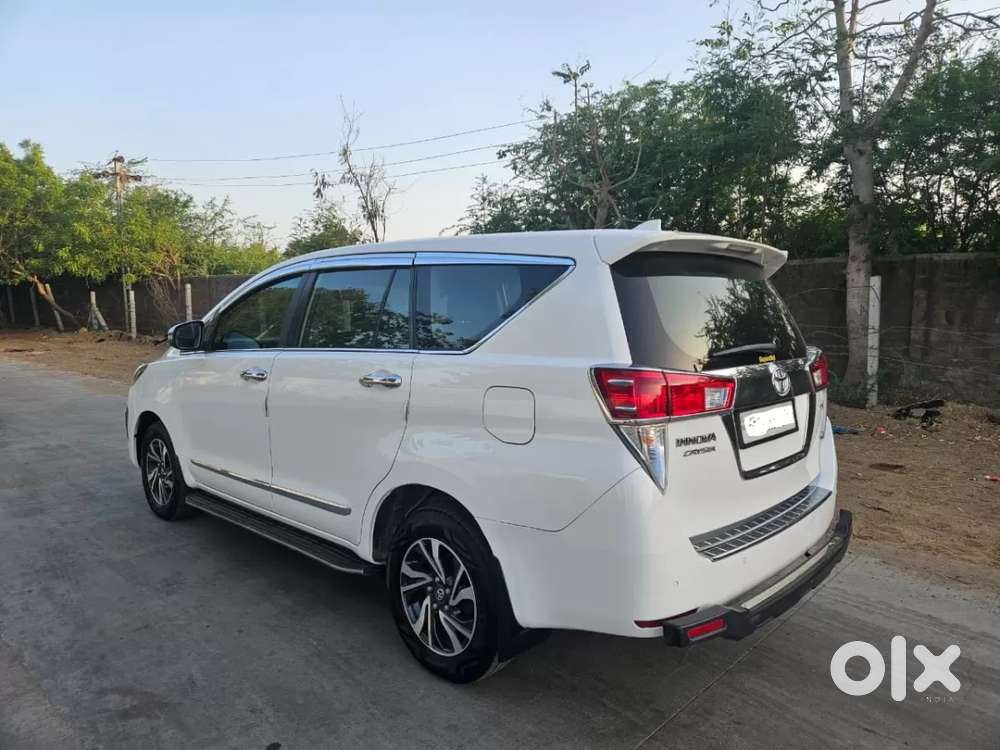 Toyota Innova Crysta [2020-ongoing] 2.4 Gx At 8 Str, 2022, Diesel