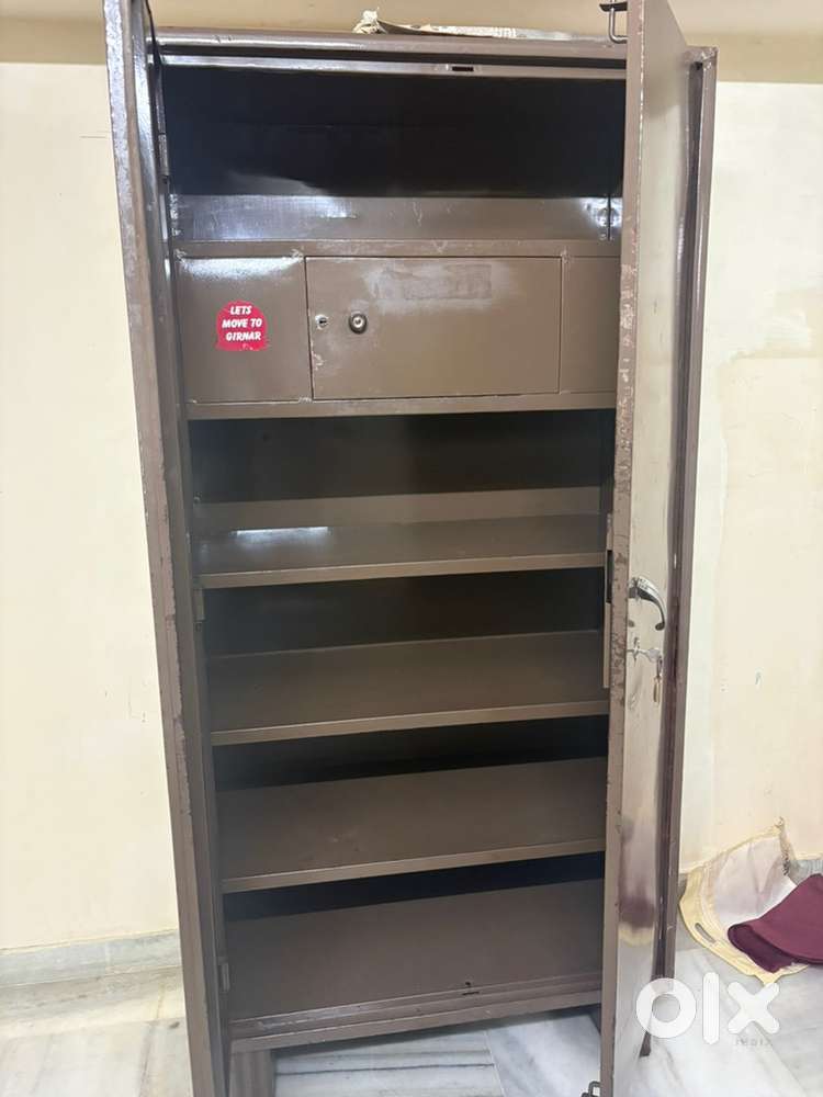 Almirah for Sale &ndash; Huge Storage Space