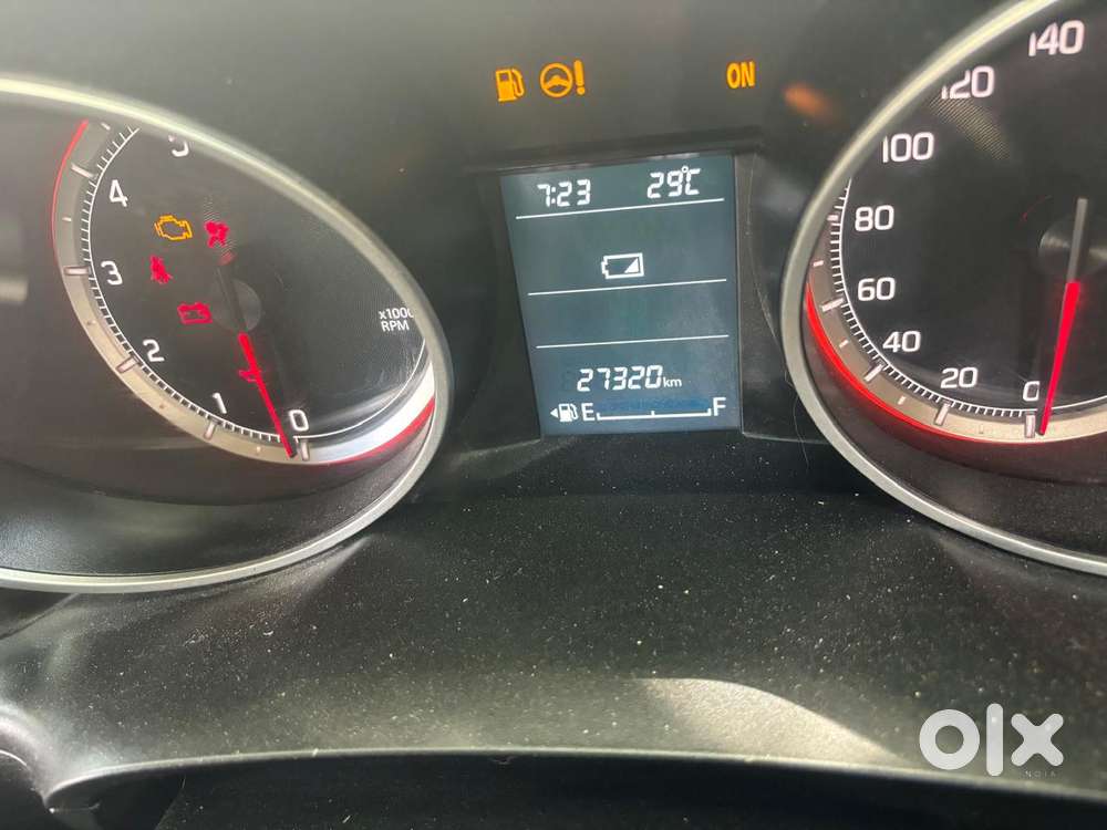 Maruti Suzuki Swift 2018 Zxi, 2019, Petrol