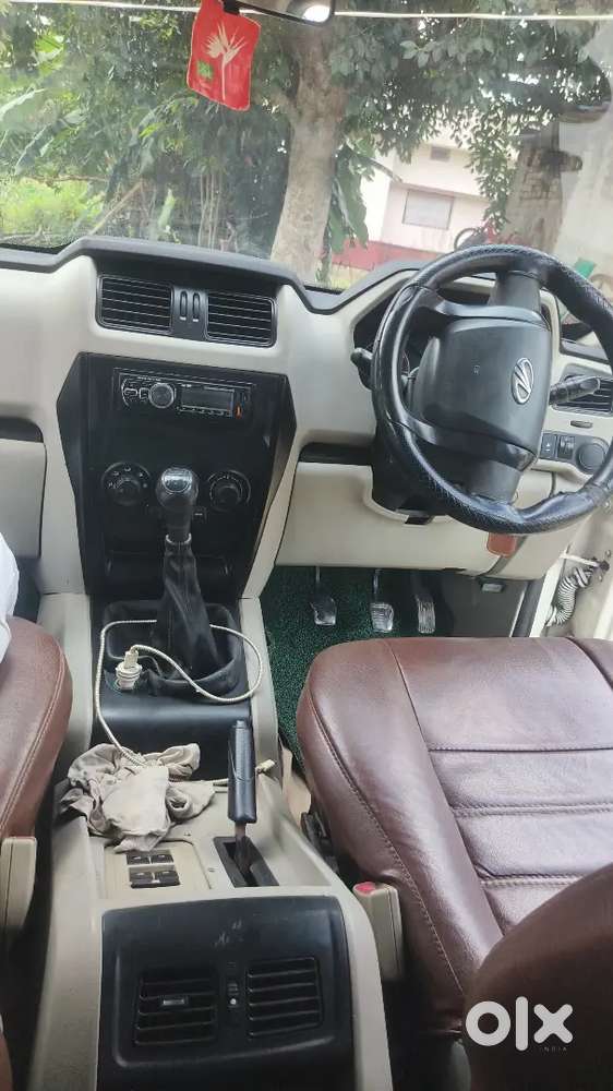 Mahindra Scorpio 2.2 S4 2015