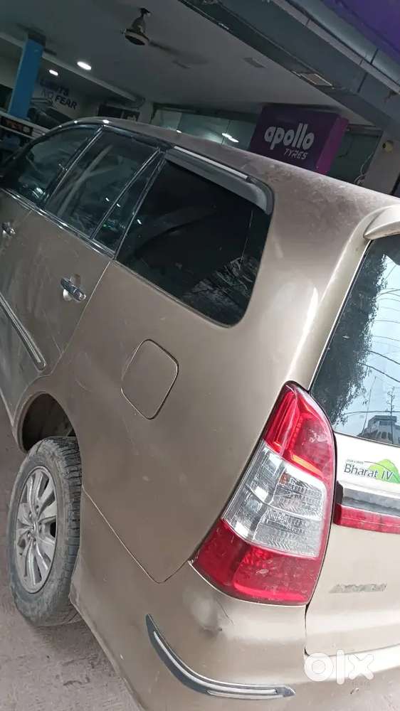 Toyota Innova 2.5 2012