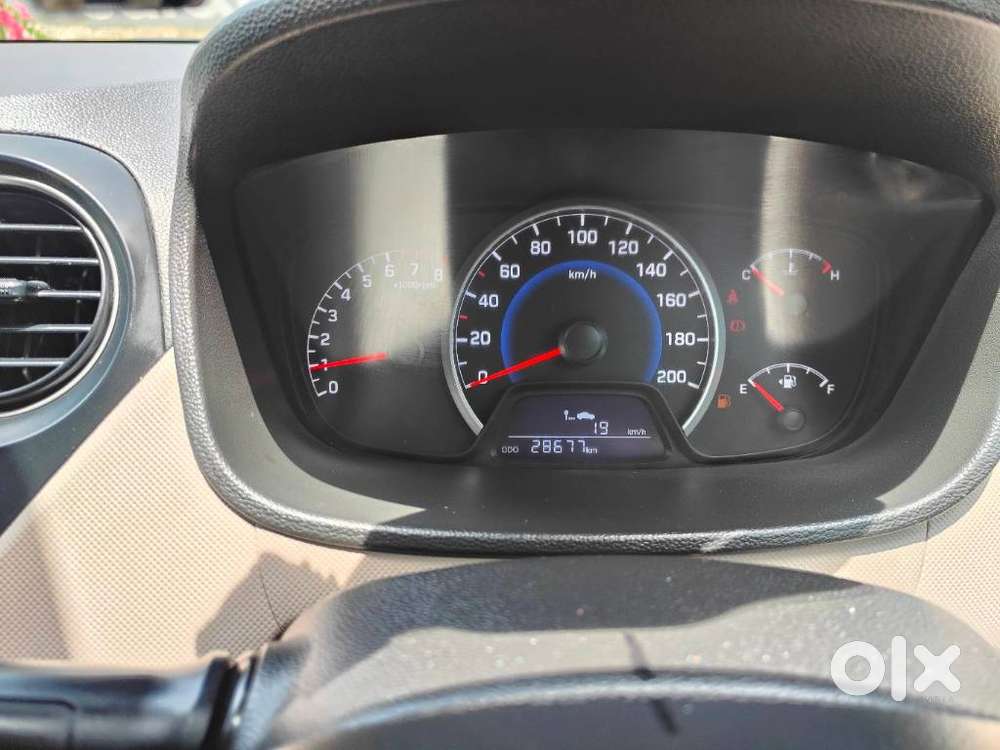 Hyundai Grand I10 Nios Magna, 2014, Petrol