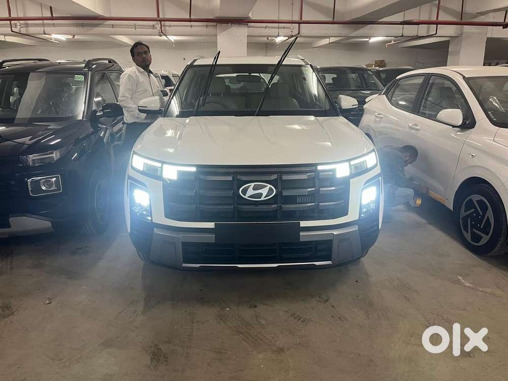 Brand :- Hyundai Creta (2- Keys Original Contact For More Information