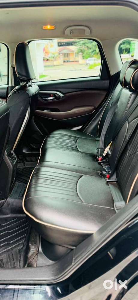 Maruti Suzuki Grand Vitara 1.5 Zeta Smart Hybrid At, 2023