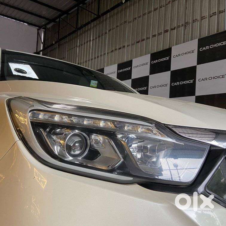 Mahindra Alturas G4 4wd At, 2018, Diesel