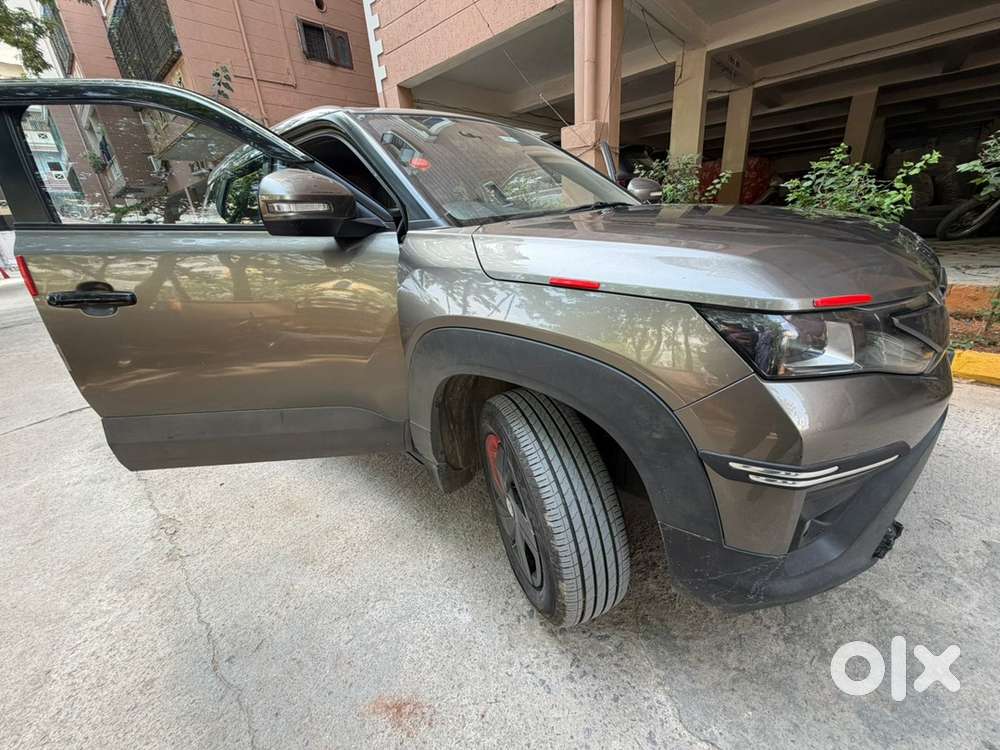 Maruti Brezza 2023 Petrol Manual Hybrid