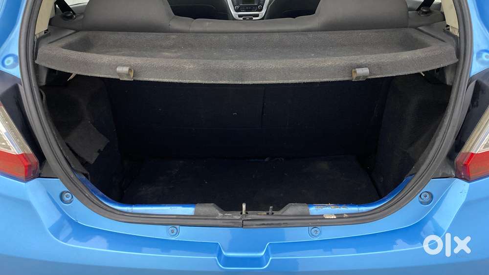 Tata Tiago 1.2 Revotron Xt, 2017, Petrol