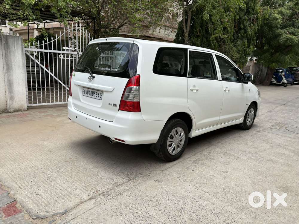 Toyota Innova 2.5 G (diesel) 8 Seater, 2013, Diesel