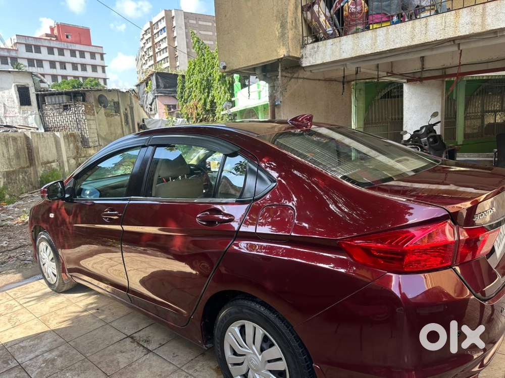 Honda City Hybrid 2015