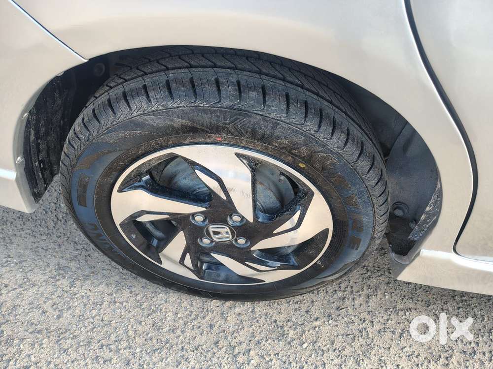 Honda Mobilio 1.5 V I- Dtec Celebration Edition, 2015, Diesel