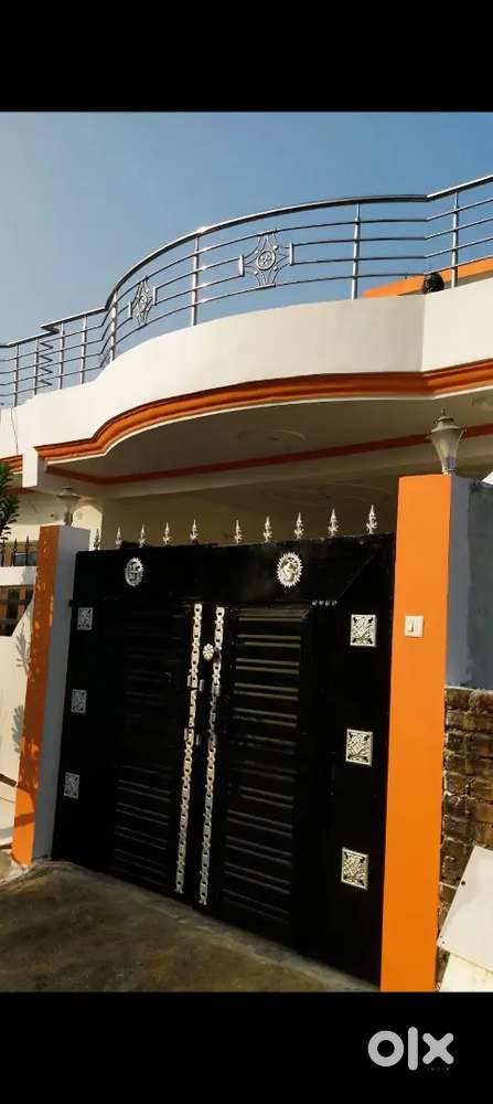 Front main gate ..