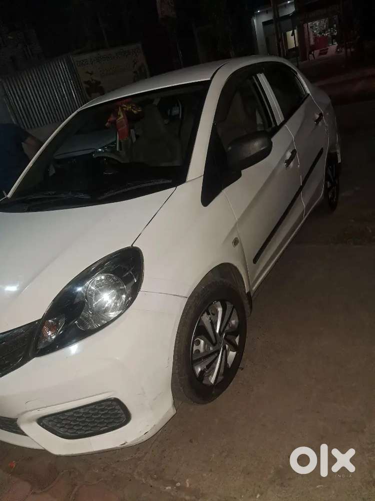 Monday Amaze,good Condition