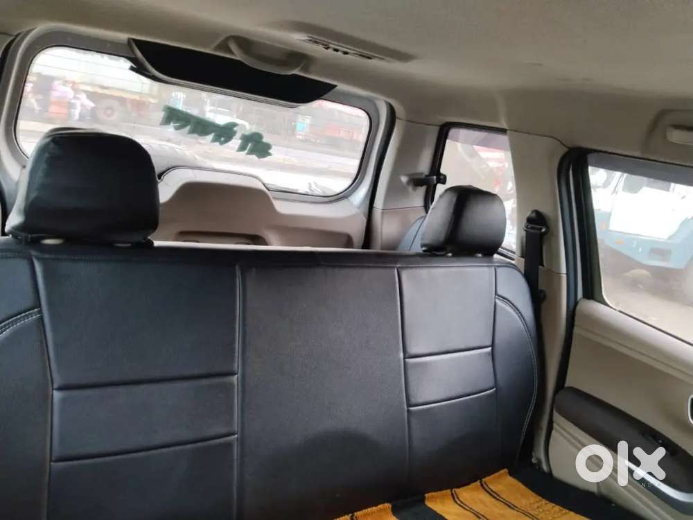 Mahindra Tuv 300 2017