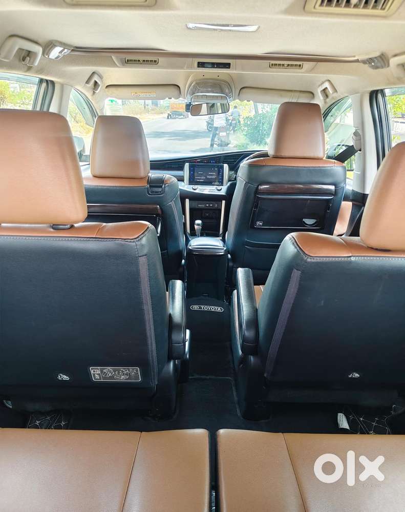 Toyota Innova Crysta 2.8z Automatic, 2019, Diesel