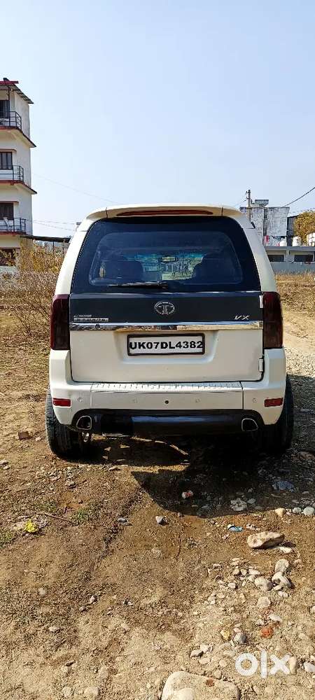 Tata Safari Storme 2014