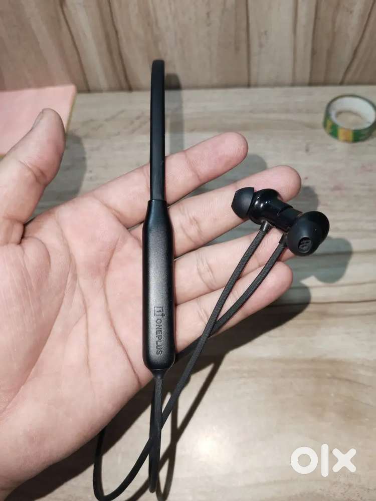 OnePlus neckband