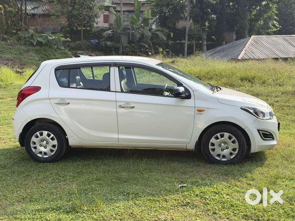 Hyundai I20 Magna 1.2, 2012, Petrol