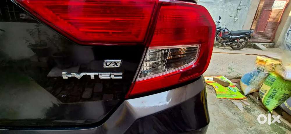 Honda Amaze 2019 Top Varient Petrol 65000 Km Driven
