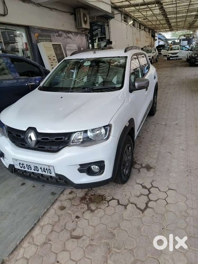 Renault Kwid 2017 Car With Showroom Service Record