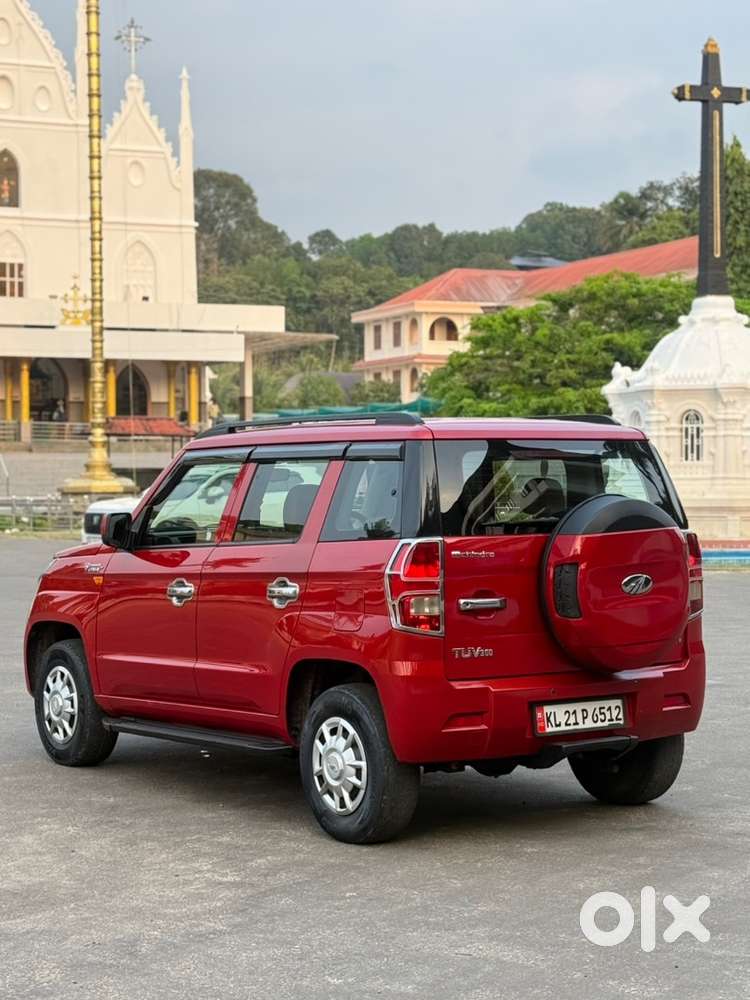 Mahindra Tuv 300