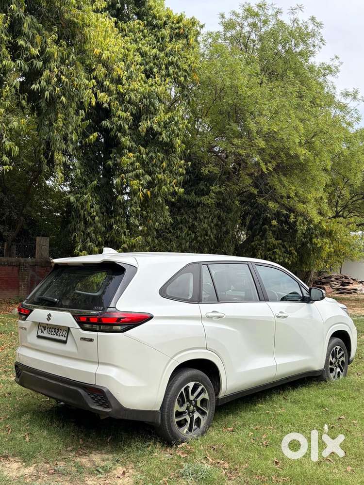 Maruti Suzuki Invicto Zeta Plus 7str, 2023, Petrol