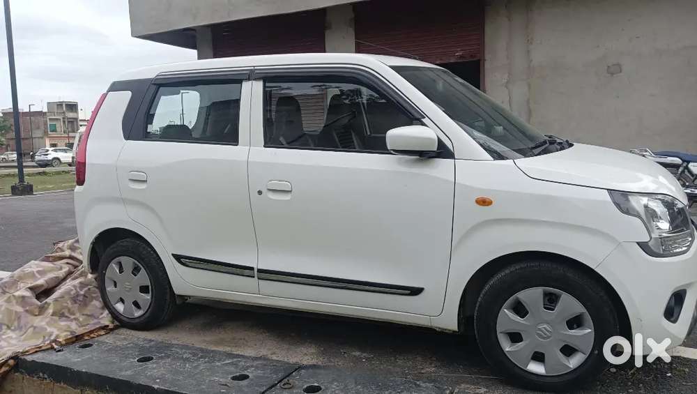 Maruti Suzuki Wagon R 1.0 2024 Petrol Well Maintained