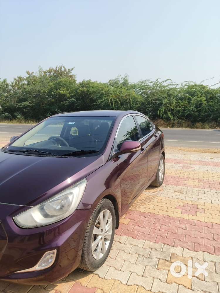 Hyundai Fluidic Verna 2013