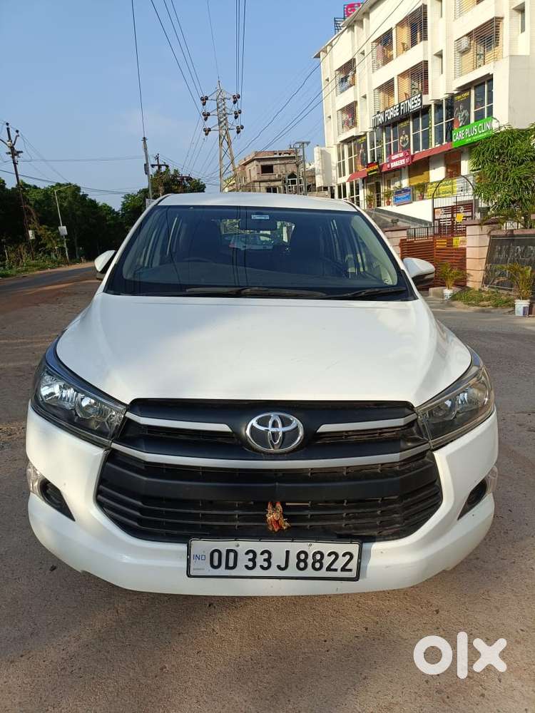 Toyota Innova Crysta 2.4 G Mt 8s, 2016, Diesel